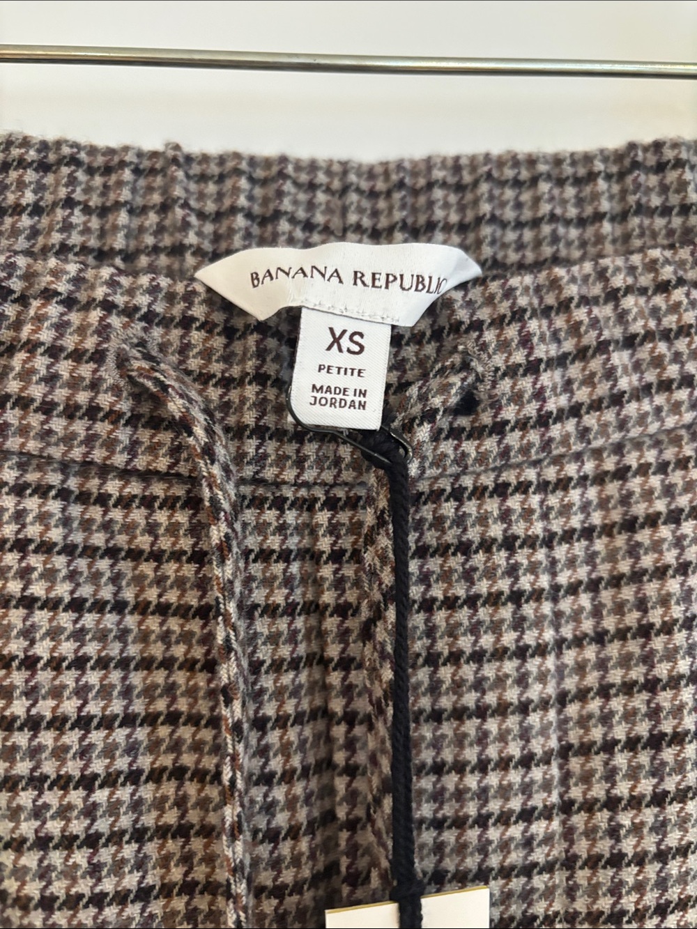 Banana Republic Brown and Beige Plaid Drawstring Trousers - Picture 2 of 5